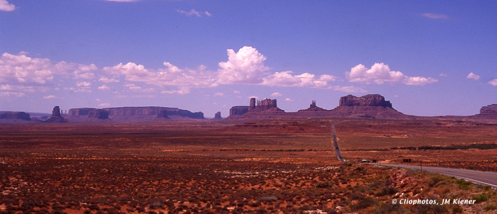 Monument Valley (2)