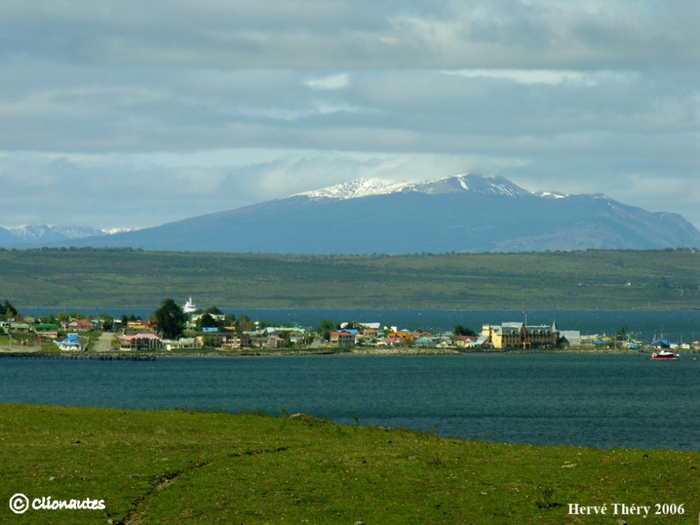 Puerto_Natales.JPG