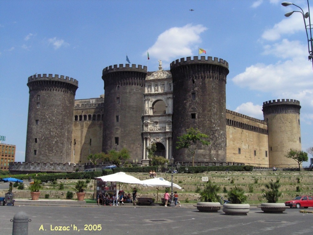 Naples-chateau.jpg