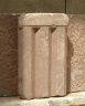 Un triglyphe (fragment d'une frise d'un temple grec)