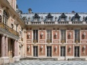 Versailles : la cour de marbre