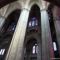 Cathédrale de Bourges : collatéraux et nef