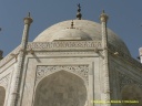Détail de la coupole du Taj Mahal et de sa décoration
