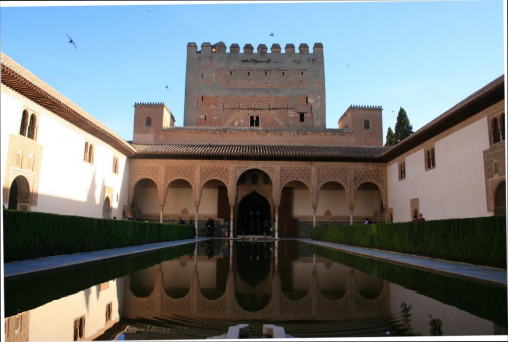 Cour des Myrtes, L'Alhambra