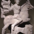 Le cavalier, symbole de la Thrace du temps de l'indépendance puis sous les dominations grecques et romaines, Varna, Bulgarie.jpg