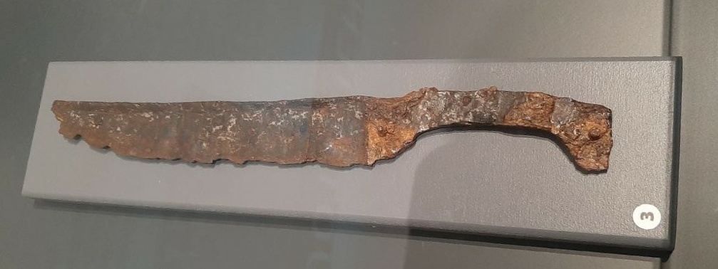 Couteau à plate semelle en fer