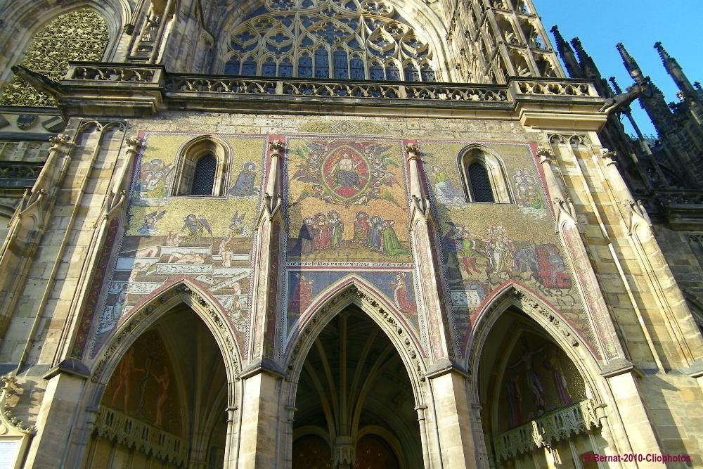 Porte d'or cathédrale St Guy