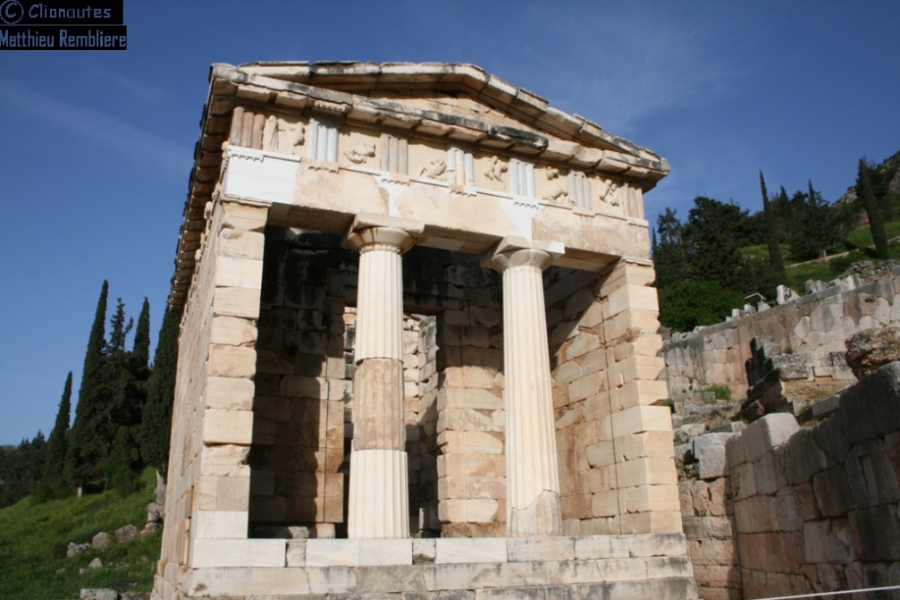 Trésor des Athéniens, Delphes