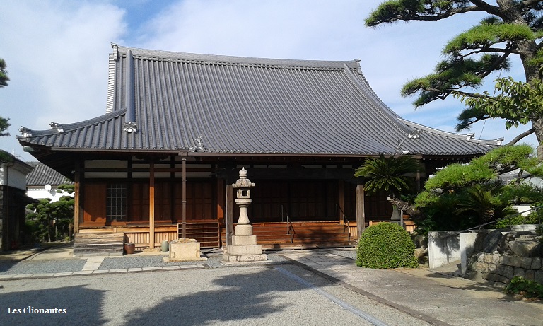 Temple Shinto, Izumisano, préfecture d'Osaka..jpg