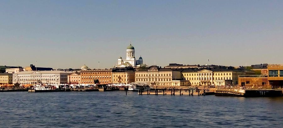 Port_cathedrale_Helsinki.jpg